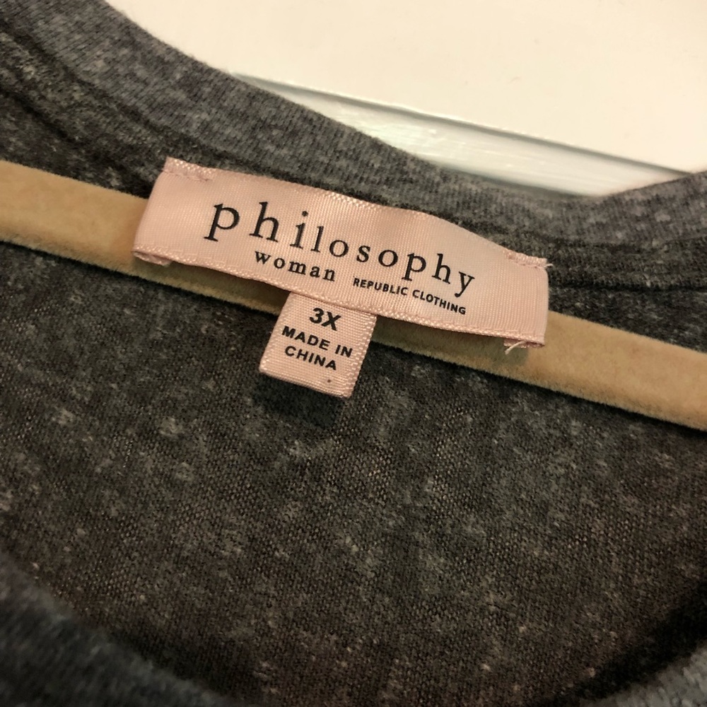 3X philosophy tank with fun hem! 🎉